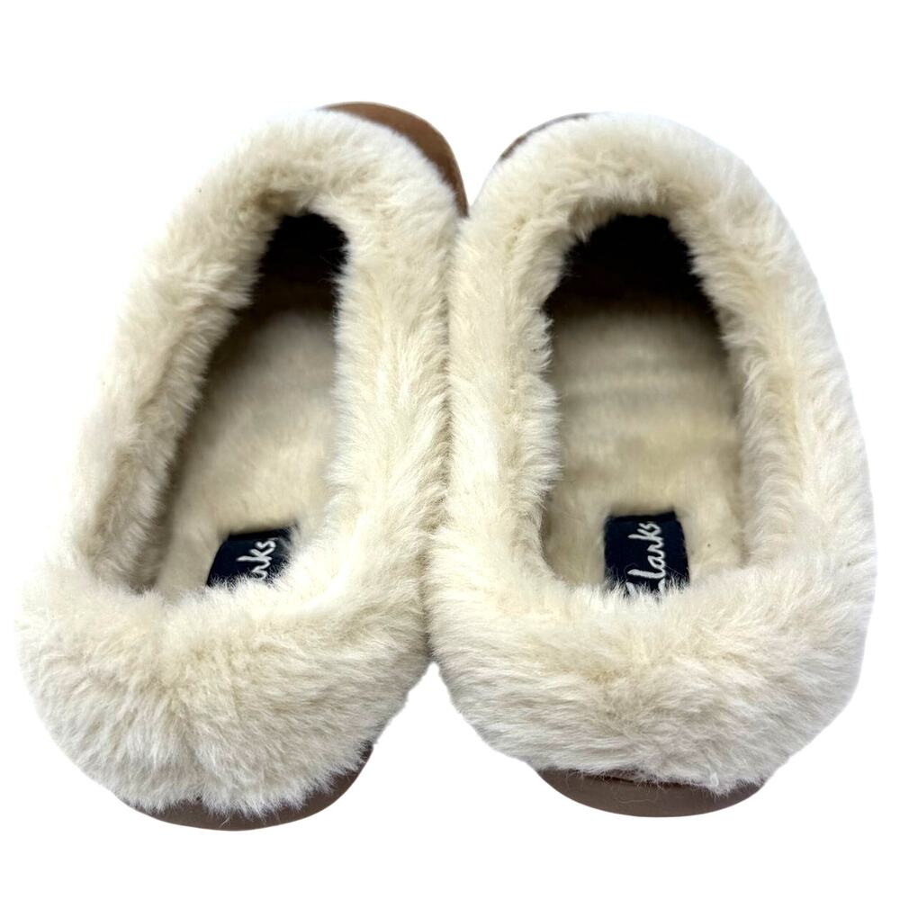 Clarks Size 8 Leather Slippers Slip On Comfort Shoes Brown Fuzzy Lined Clogs - Picture 4 of 8